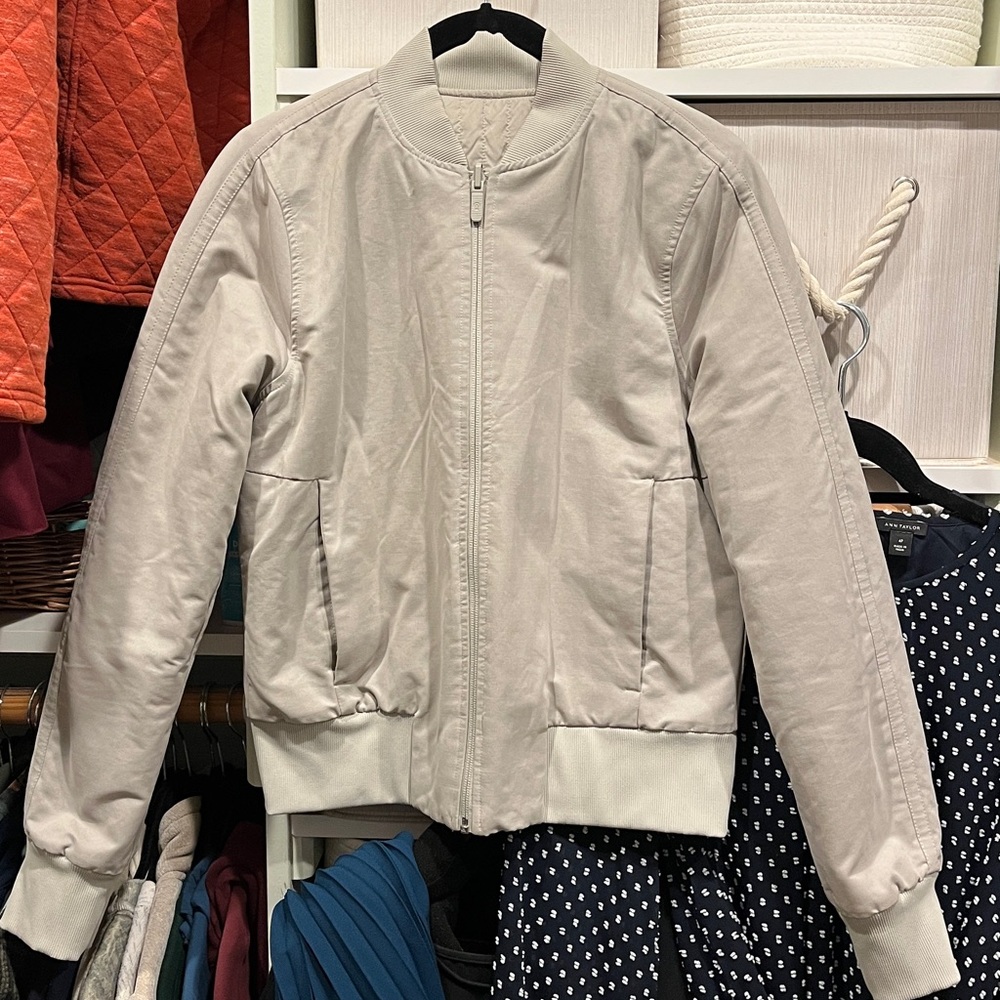 Lululemon Reversible Cream Tan Sand Quilted Bomber Jacket